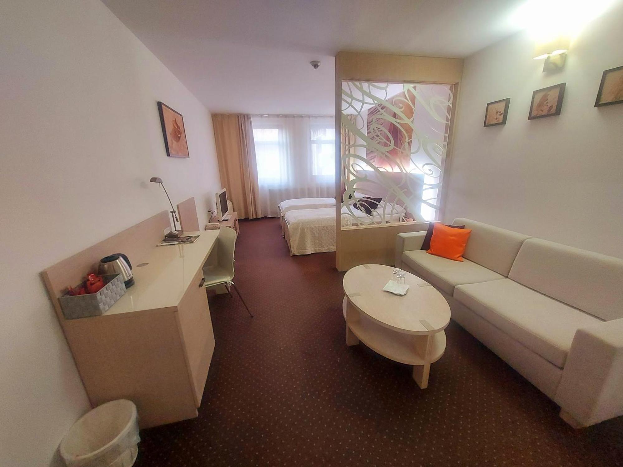 Hotel Slameny Dom & Spa Mala Ida ภายนอก รูปภาพ
